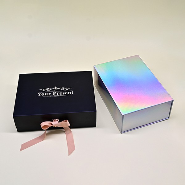 Magnetic Gift Boxes Wholesale